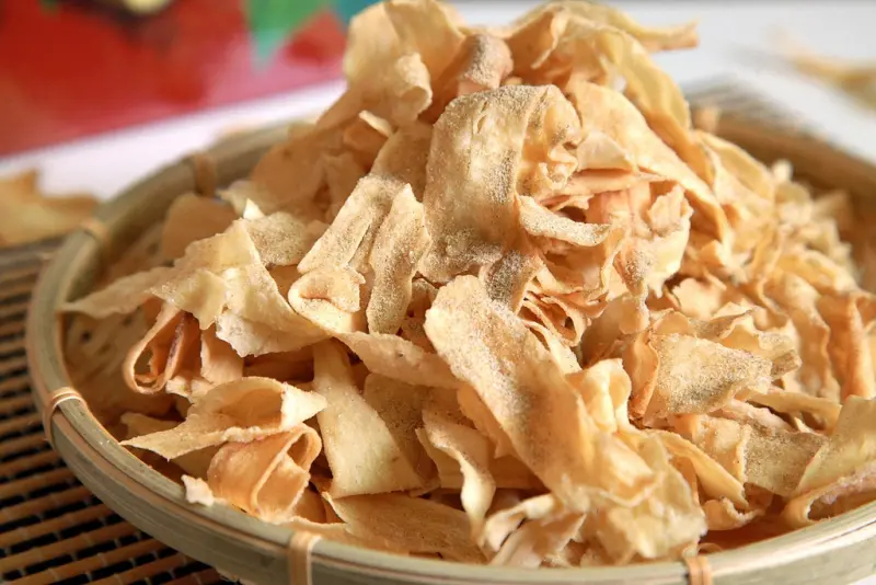 台南美食-芯芯要去【啵蒡脆餅】~原來牛蒡做的脆餅這麼好吃!兼具養生健康的新零食