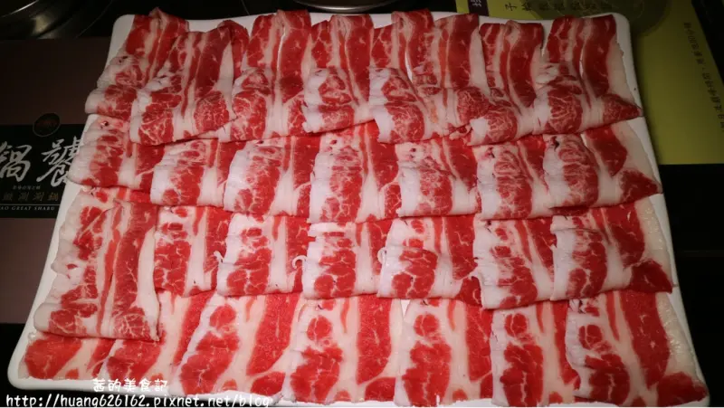 【台北中山區】 重量級雪花黑牛讓你吃到不要不要『鍋饕精緻涮涮鍋』內湖大直必吃火鍋店/14年老店/招牌紅酒牛肉鍋/捷運大直站