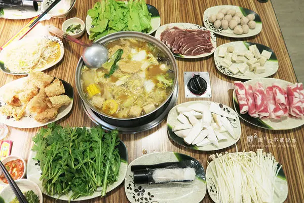 新北中和羊肉爐~山羊城全羊館羊肉爐 中和莒光店