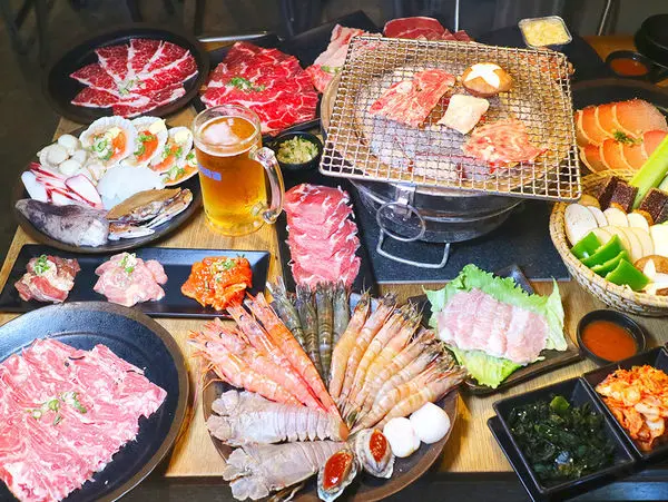 【燒肉吃到飽】燒肉界扛霸子|海鮮和牛雙滿足，新鮮美味滿到天靈蓋-燒肉殿
