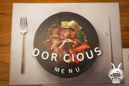 【洋食】台北大同 朵頤排餐館 京站牛排 饗食天堂新品牌 簡潔風氣氛好 餐點具水準
