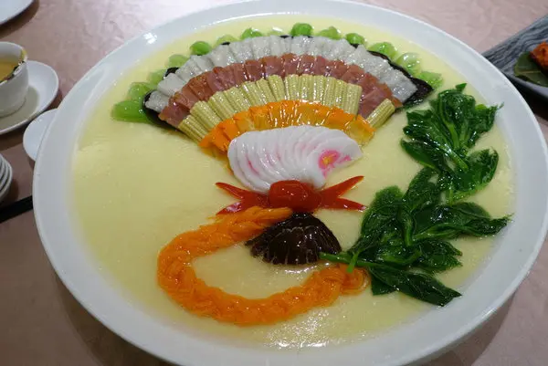 鱻饗宴台菜海鮮-經典酒家菜、古早味台菜、新鮮活海鮮、精緻日式鍋物，家庭聚餐、公司聚會的推薦餐廳@ATT婚宴廣場