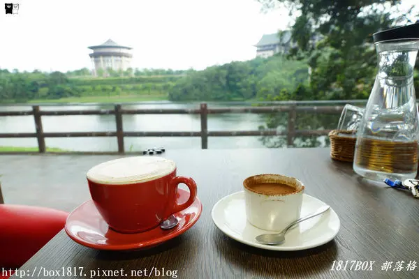 【新竹。峨眉】雪之湖咖啡。峨眉湖畔。細茅埔吊橋。湖光山色盡收眼底