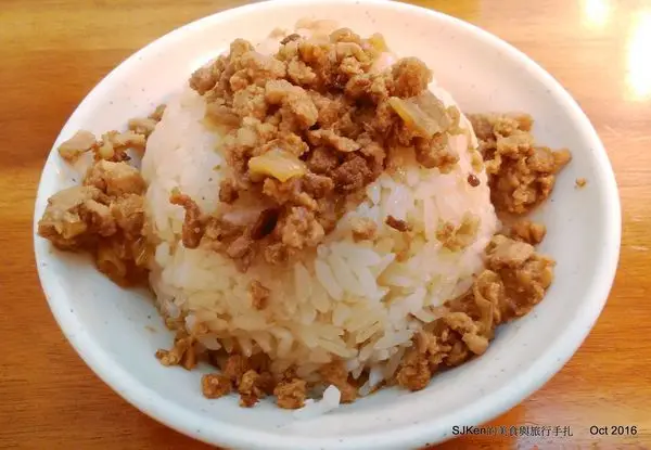 (台北捷運板南線市府站周邊巷弄美食) 「思味房」--- 台北少見的家傳美味「台中米糕」