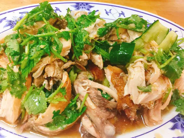 [中山區 大直站］道地北方口味的山東燒雞！中央廣播電台的員工餐廳-永寶餐廳 隱藏在電台中的美味料理-好吃到連吃三碗飯的木須蔥肉！山東燒雞 ！  (附完整菜單Menu)