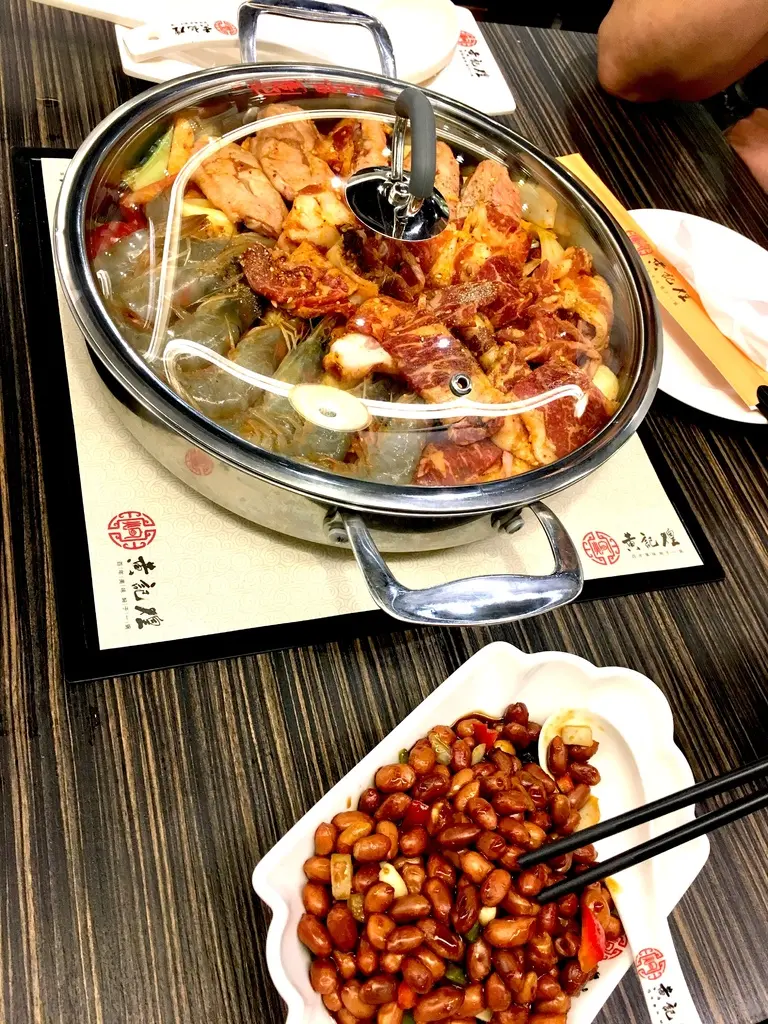 [信義] 黃記煌 三汁燜鍋