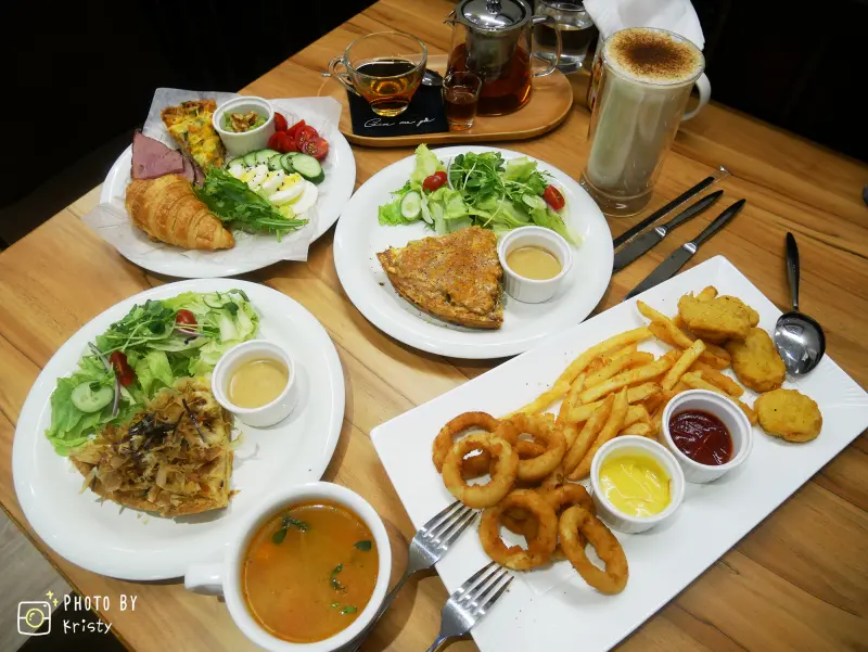 【台北早午餐。Give Me Pie】強打美味法式鹹派，松江南京站巷弄溫馨質感咖啡廳