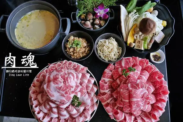 ❚食❚台中。北屯區→【肉魂和牛鑄鐵料理】霸氣滿點的雙人大胃王套餐/嗜肉主義的天堂/台中美食祭