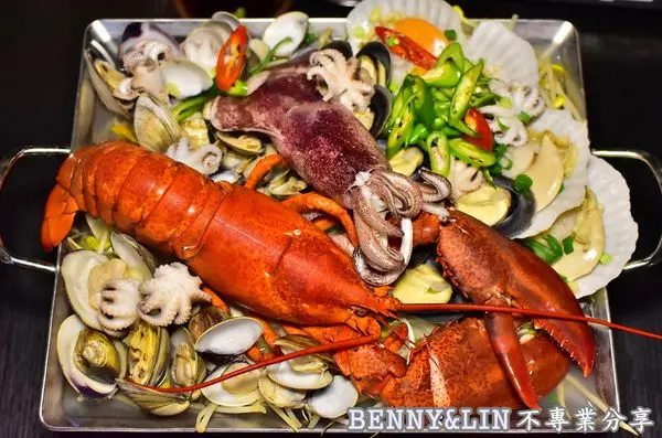 [台中西屯區美食]台北紅到台中的韓式熱炒，大口吃、大口喝道地韓式料理與燒酒 -- Pocha 3店 台中旗艦店(台中美食、台中秋紅谷公園附近美食、台中韓式熱炒、台中韓式料理)