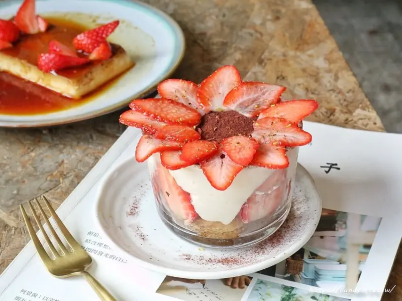 民生咖啡│沒有招牌的低調老宅咖啡館，咖啡好喝，甜點也好吃，假日還有限定甜點！