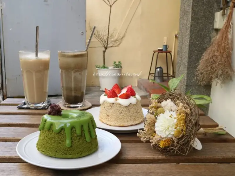 台中美食│小麥菓子〃台中超夯小戚風蛋糕，好吃又療癒~還有生日蛋糕，需提前預定哦!!