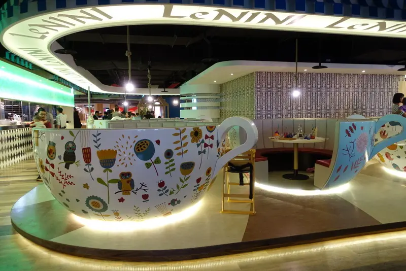 樂尼尼義式餐廳新竹晶品城店-新竹義大利餐廳推薦，新竹火車站平價又美味的義式料理，遊樂園般歡樂氣氛的聚餐推薦餐廳