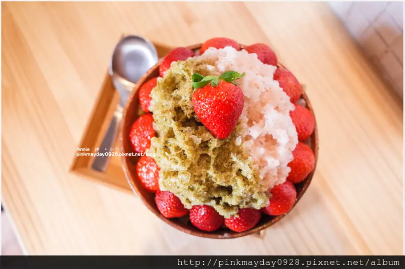 ✿台南✿ 隱藏版草莓抹茶混奶剉冰 冬天就是要大口吃草莓阿 快趁著草莓季結束前衝一波 ➜ 冰ㄉ•かき氷 no.2
