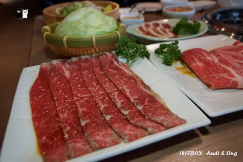 【台中。西屯】雲火日式燒肉。食材新鮮。用料豪邁。服務親切。時尚輕燒肉。食肉不長肉