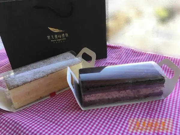 【宅配/團購美食】檸檬鐵塔乳酪&深黑白巧克力《黑天使的禮物》酸甘甜VS.黑白配，神級烘培坊經典巨作回購率100%