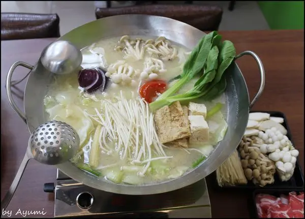 [食記]郭師傅飯鍋料理~北海道白粒味增鍋        
      