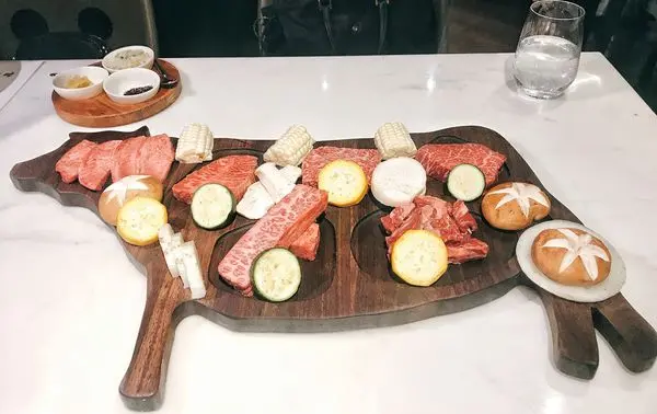 【台北美食】樂軒和牛專賣店 夢幻一頭牛～好吃到流淚的頂級燒肉專賣店