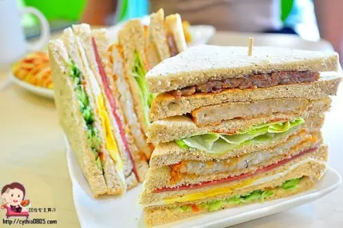 桃園中壢美食–AM199早午餐/內壢美食/元智大學/環中東路/巨無霸/早午餐/薯餅塔/咖啡/西式早點/優park社區/夢幻公園