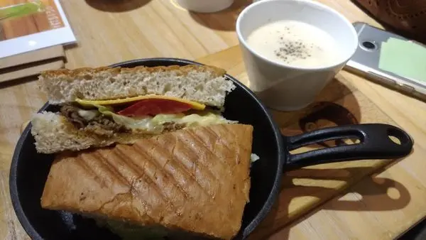 20181103@永和捲尾巴 台北找寵物餐廳還真難