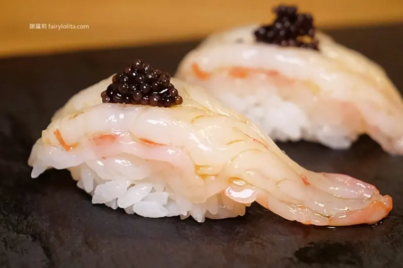 在台灣也像置身日本京都，Google分數高達4.7，隱密巷弄神祕日本料理，沒有預約保證吃不到！