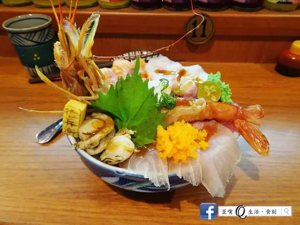 [台中輕旅行│美食]信兵衛手作丼飯壽司❤價格平實的手作日式料理!!