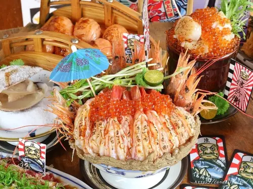 信兵衛│台中超狂丼飯，料多到滿出來，一個比一個還要浮誇！CP值大爆表～