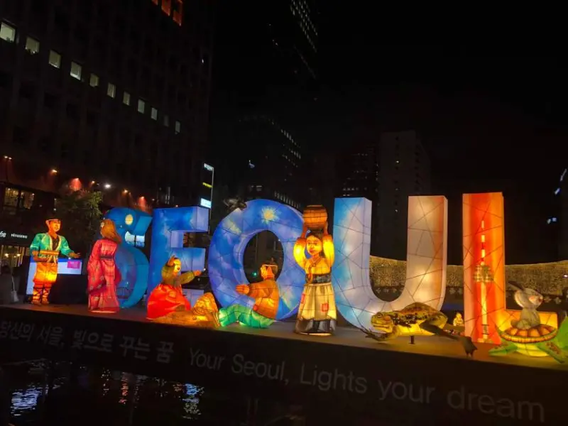 【韓國首爾景點】2019首爾燈節(2019 서울 빛초롱축제) 清溪川2019首爾燈會，綺麗的首爾之夜。