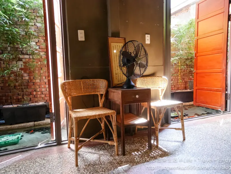 【高雄。食記】復古老宅餐廳：鳳山揪棧 Joint Workshop 💋 蔬食系列。養生鍋物。素食主義