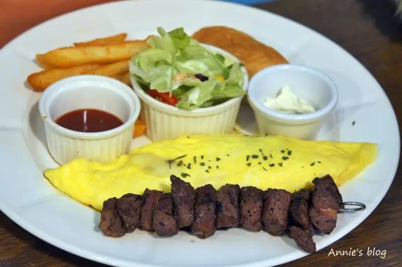 [蘆洲美食 麋鹿小館] 富有童趣的親子空間 高水準的平價餐廳 私房甜點 早午餐 下午茶 客製化料理 - 安妮的天空