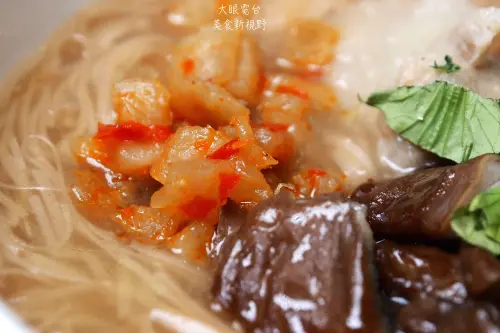 台北『Ha婆蚵仔麵線.手工水餃 ▪ 國父紀念館.小巨蛋捷運站』＊台灣在地美食║大眼電台