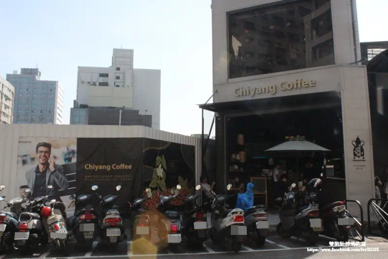 [高雄美食]季洋莊園咖啡隨行吧一心店 -氮氣咖啡製程發表會