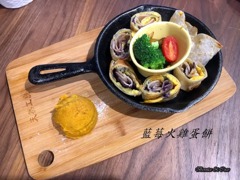 喜悅早餐坊Enjoy Breakfast/新式饅頭漢堡、鐵鍋蛋餅、輕食料理(板橋江子翠站)