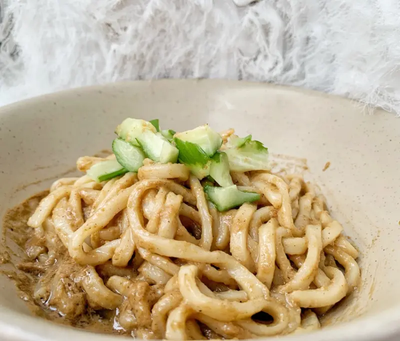 〔愛麗莎的誠實分享〕點線麵冷凍快速麵，不添加防腐劑的宅配拉麵，新鮮就像現煮，湯麵乾拌麵多種口味應有盡有，與你分享我的快煮麵首選♡