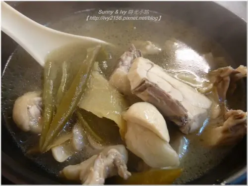  【北投食記】淡水台Ｇ店養生藥膳（石牌店）。不管天氣怎樣，就是想來喝補湯