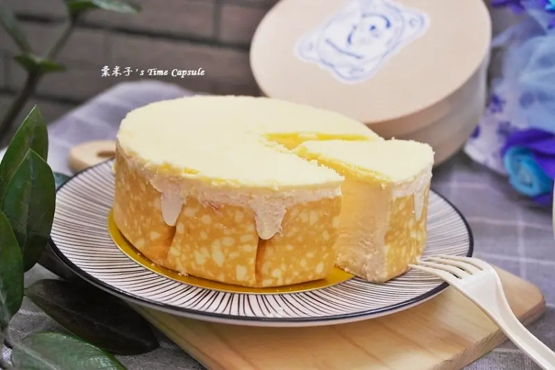 [甜點]東京牛奶起司工房-牛奶起司蛋糕，可麗餅餅皮+北海道牛奶慕斯+蛋糕，一次嘗到3種口感的起司蛋糕~