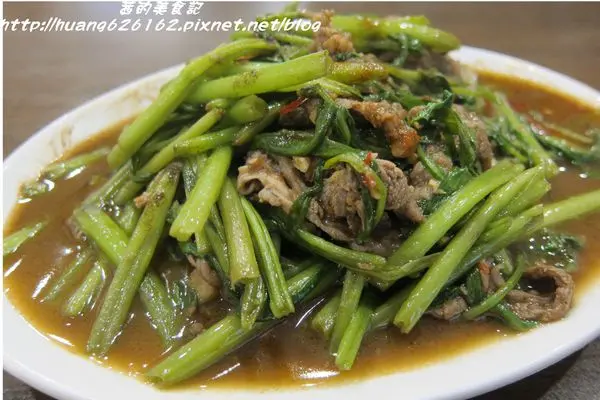 【新北三重區】捷運菜寮美食『鉄木真生炒羊肉羹』必點炒羊肉,便宜又大碗~