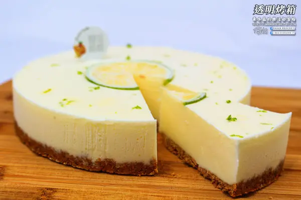 透明烤箱烘培工作室|桃園市中壢區甜點美食；乳酪蛋糕店，每一個小蛋糕都是真材實料且用心製作。