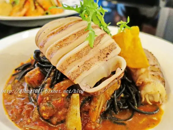 料好實在..  世奇文創餐廳(喬可里餐廳)              