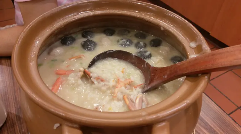 「新北板橋吃喝」好吃砂鍋粥,想吃要趁早@六必居潮州一品沙鍋粥