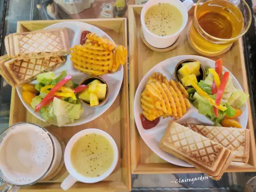 台北 捷運復興南京站 鳴人食事處~居酒屋裡的平價美味早午餐，39元吃得到炒麵熱壓吐司