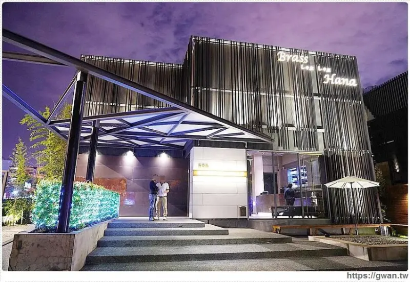 火鍋界的LV吃過嗎？外觀超氣派，還有全店獨立包廂和專人桌邊服務！