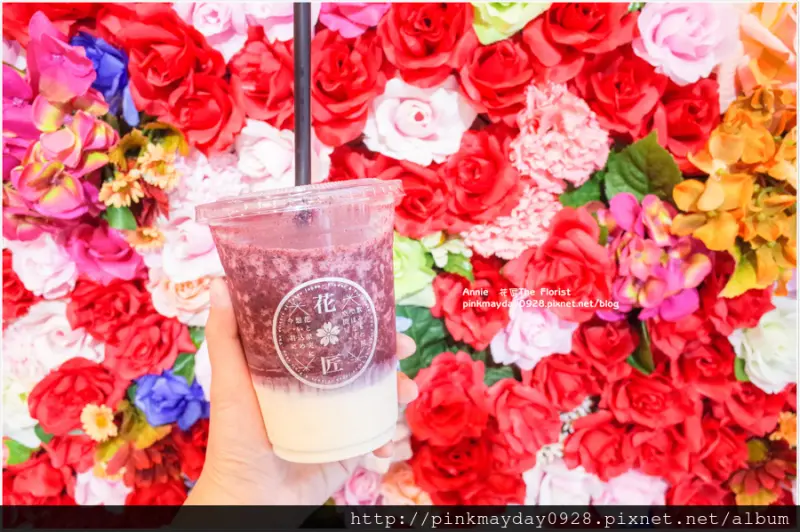 ✿台中✿ 必拍之繽紛色彩的花牆 太浪漫的粉嫩漸層現打優格果昔也是讓人無法抗拒阿 ➜ 花匠The Florist