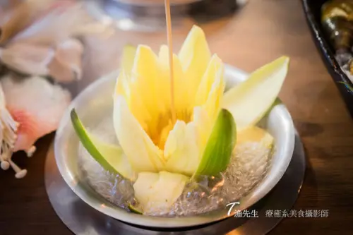 新開幕【喜園風味涮涮鍋忠孝東路店】嚴選有機食材,汶萊藍蝦，膠原蛋白蓮花鍋