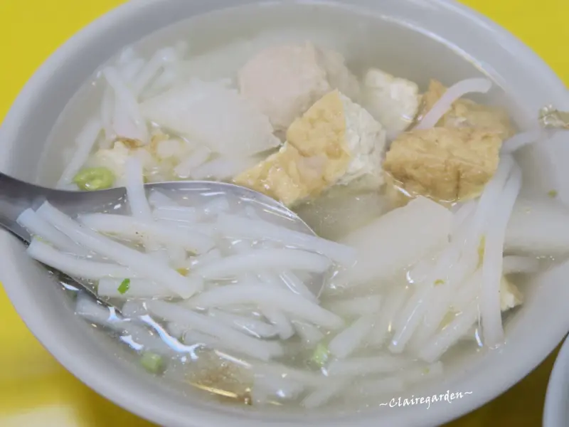 [南崁菜鳥覓食記] 台北魯肉飯/米粉湯~米苔目等級粗米粉。45元吃三種料