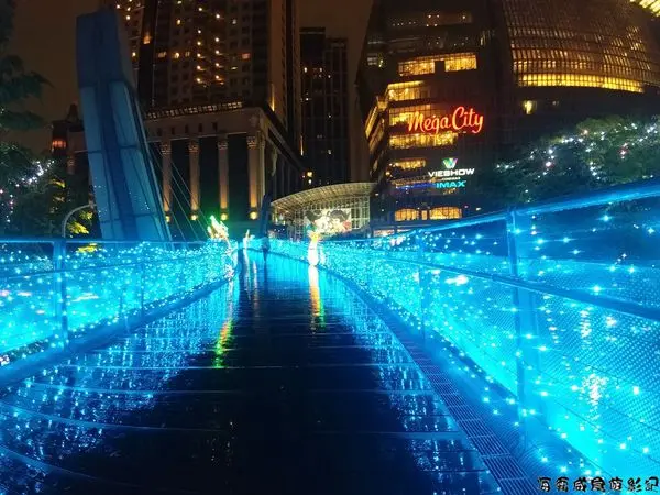 第一次●來【2017新北市歡樂耶誕城】就上手！捷運BL三條路線直達玩透透