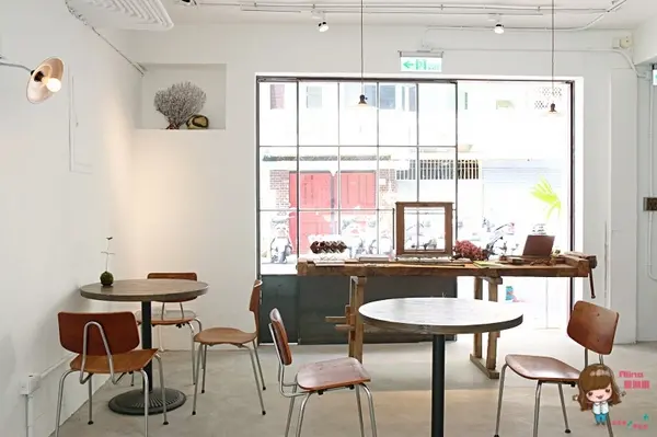 【食記】台北市府站 有點品食 信義商圈 有點台復古懷舊咖啡館 台式麻油松阪豬 泰式咖哩雞