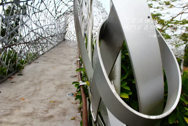 [ 嘉義⊙東區]蘭潭風景區。離市區只有3公里的風景區。藝術作品-月影潭心