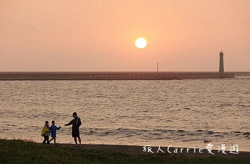 高雄永安品魚鹽之道一日漁夫輕旅行智慧旅遊【高雄旅遊】～蘇班長安心石斑 鑽石沙灣夕陽+龍膽石斑盛宴AR菜單 鑽石魚燈 彩鹽草蜢DIY 