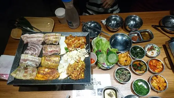 【台中】超特別八色五花肉、起司流域炸雞、韓式烤肉、海鮮煎餅『娘子韓食』