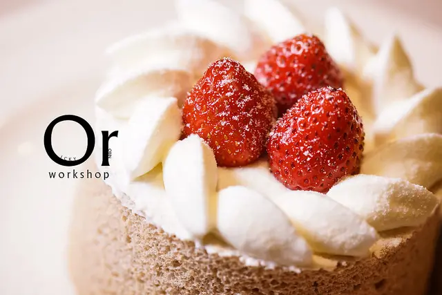  [台北雙連|食記]輕柔的戚風蛋糕，佐以夢幻的草莓雪人，冬季限定草莓戚風，赤峰街/甜點下午茶 -Migos Cakes 蜜菓拾伍甜點咖啡店